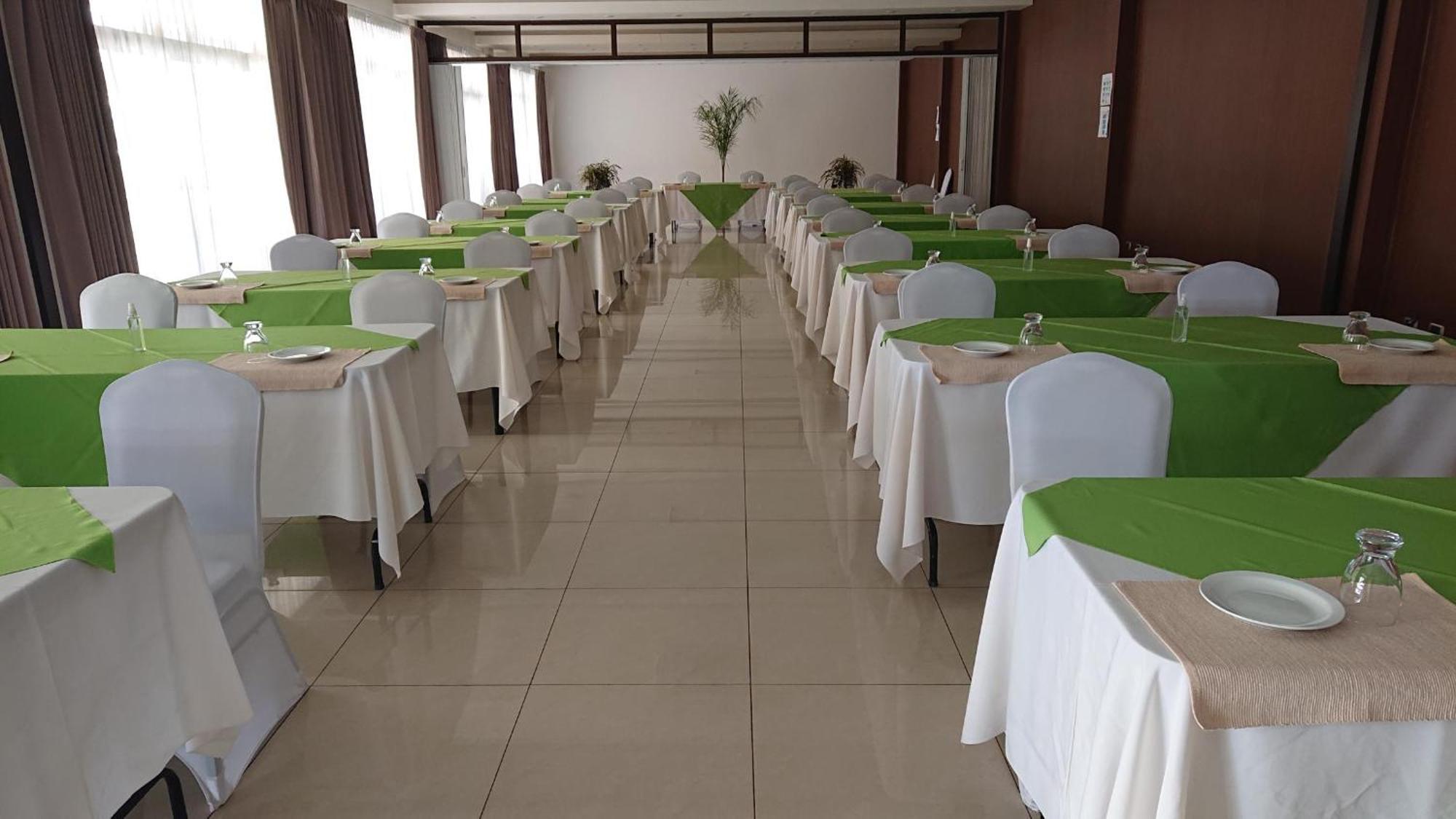 Hotel Y Restaurante El Guarco Καρτάγο Εξωτερικό φωτογραφία