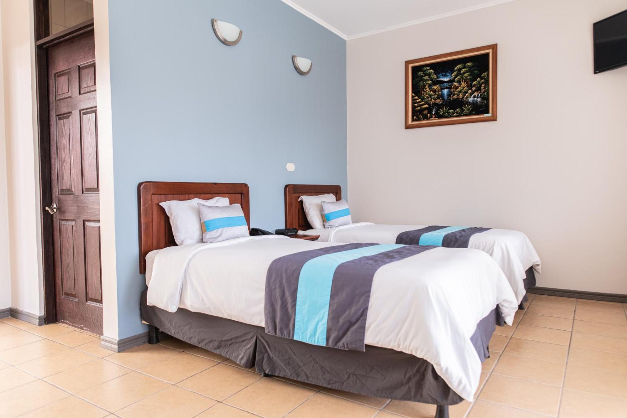 Hotel Y Restaurante El Guarco Καρτάγο Εξωτερικό φωτογραφία
