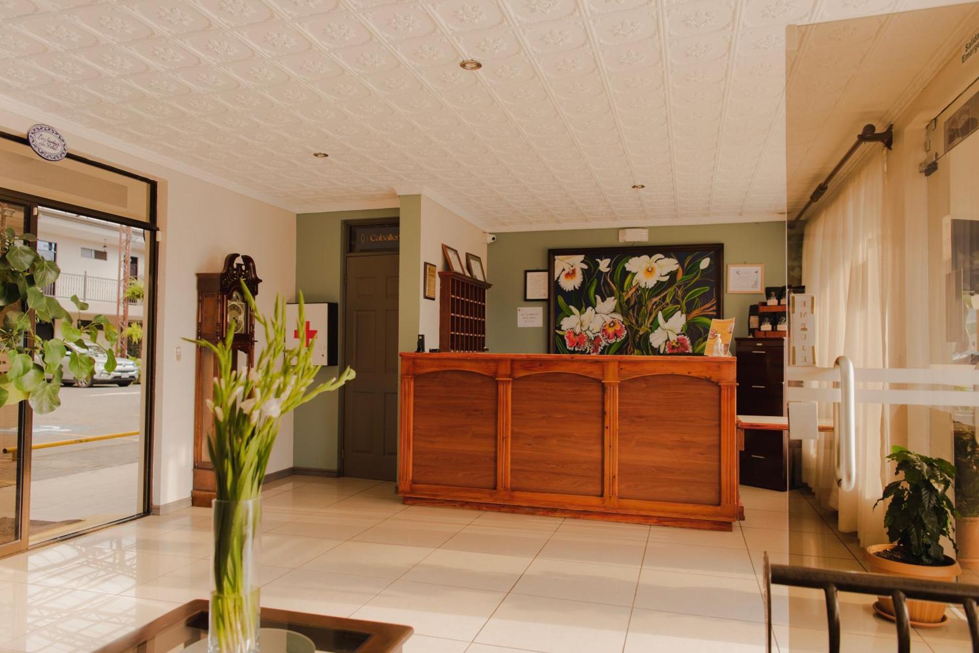 Hotel Y Restaurante El Guarco Καρτάγο Εξωτερικό φωτογραφία