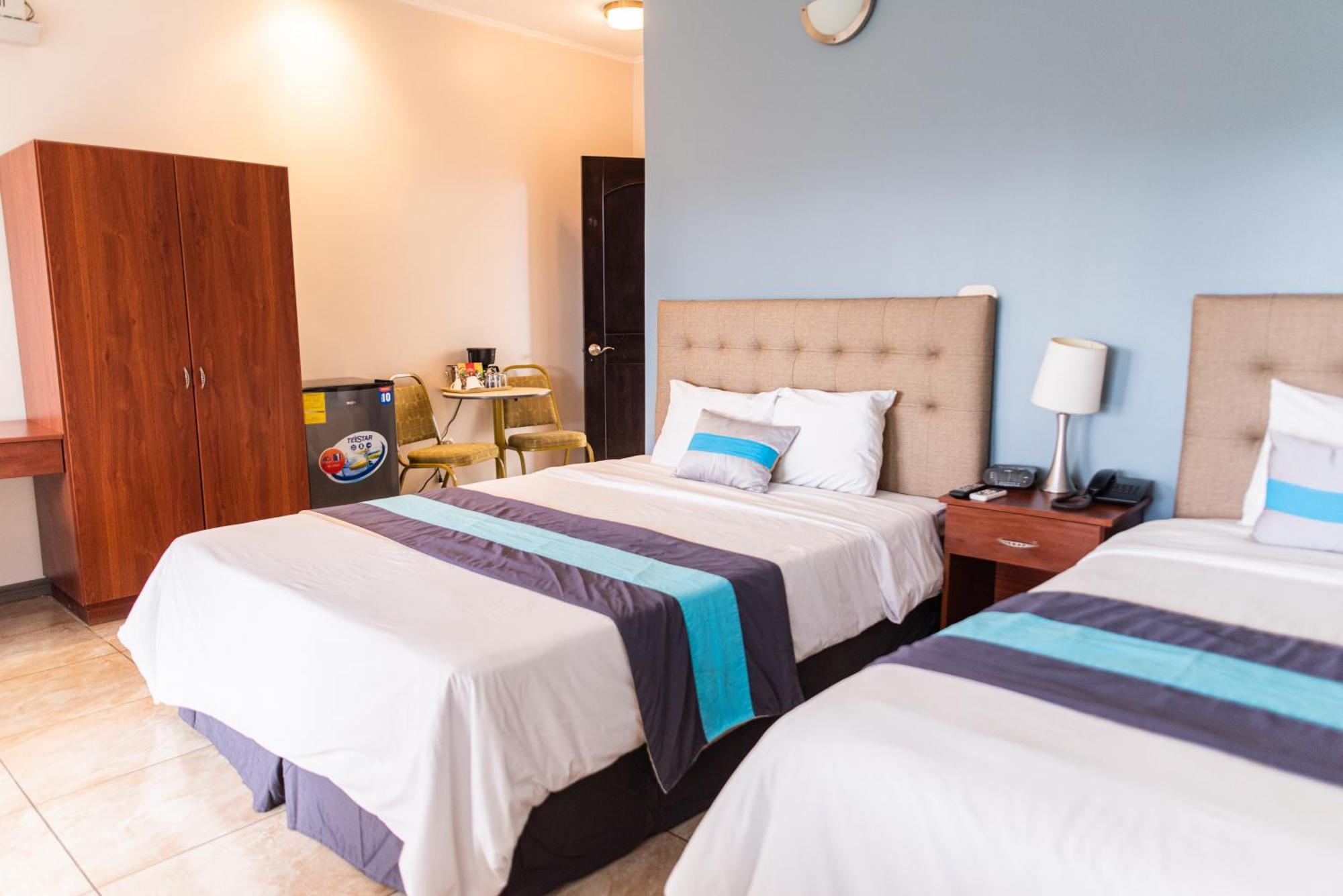 Hotel Y Restaurante El Guarco Καρτάγο Εξωτερικό φωτογραφία