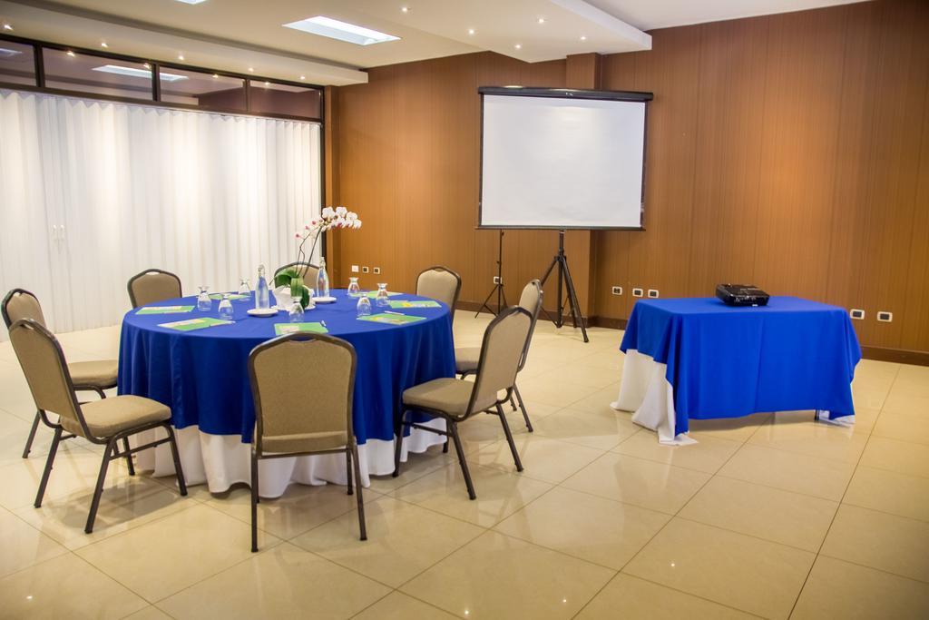 Hotel Y Restaurante El Guarco Καρτάγο Εξωτερικό φωτογραφία