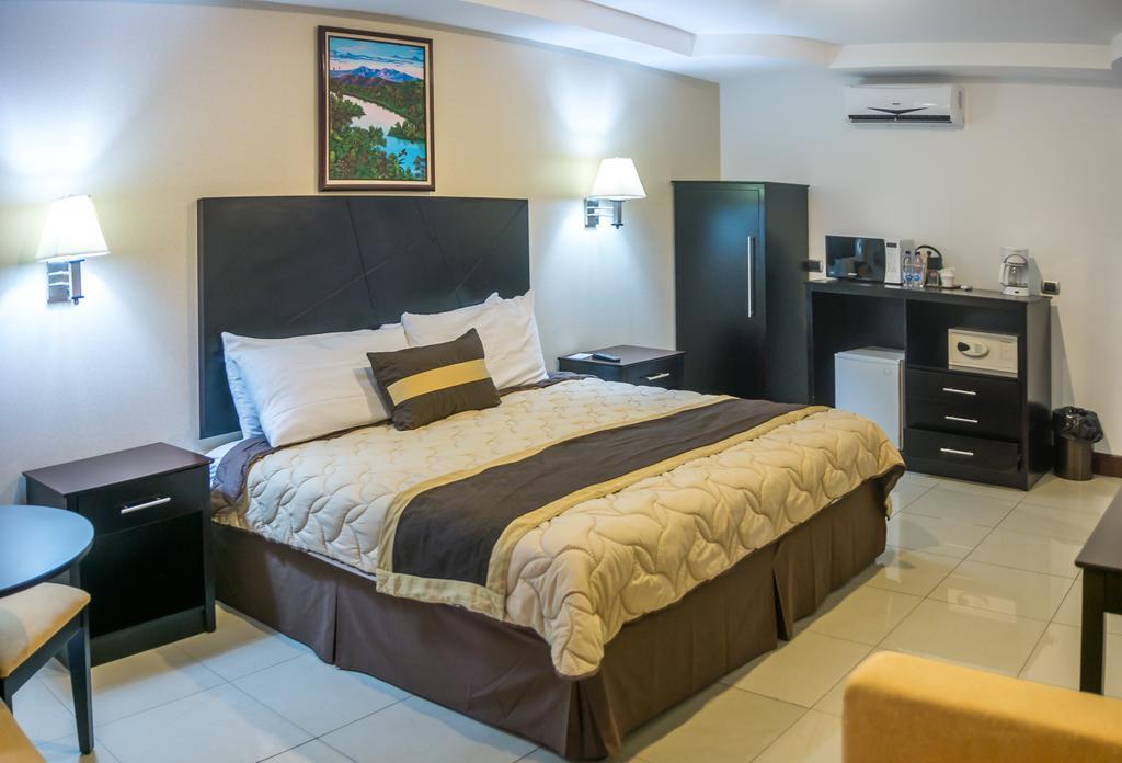 Hotel Y Restaurante El Guarco Καρτάγο Εξωτερικό φωτογραφία