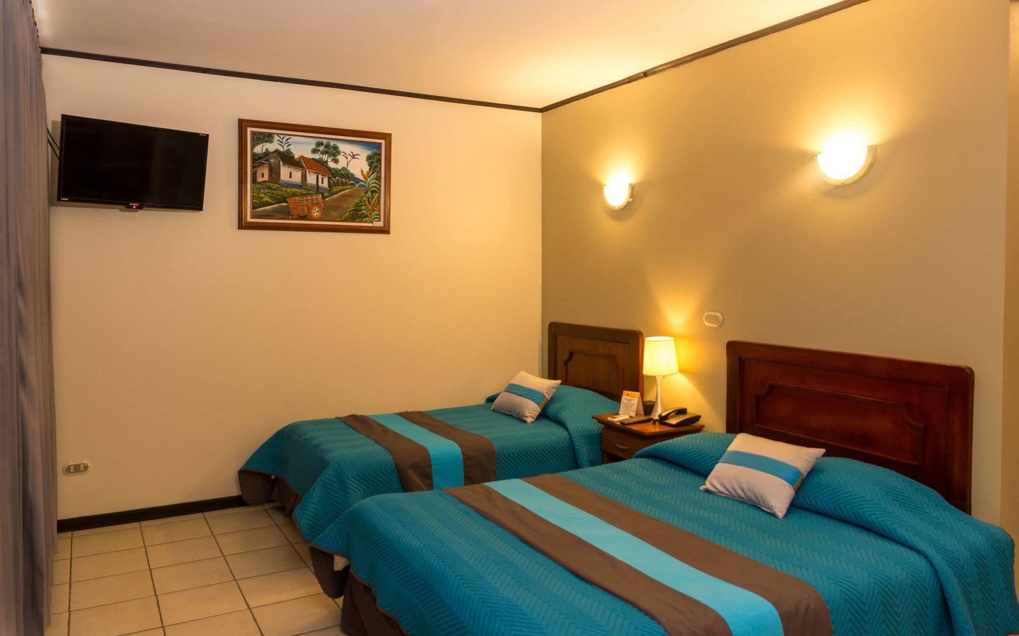 Hotel Y Restaurante El Guarco Καρτάγο Εξωτερικό φωτογραφία