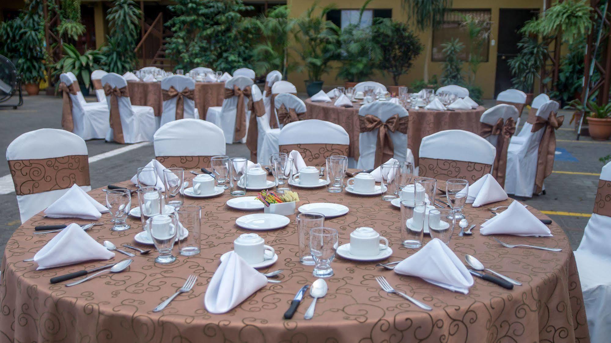 Hotel Y Restaurante El Guarco Καρτάγο Εξωτερικό φωτογραφία